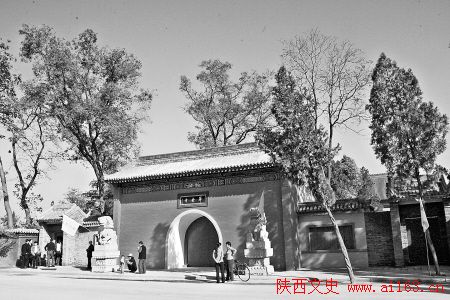 ���ز����´��ž���