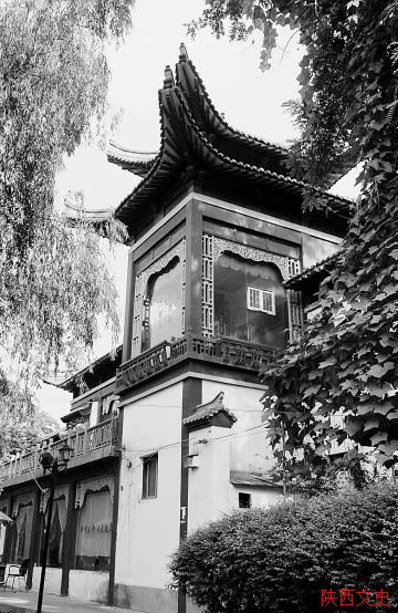 莲湖公园的承天阁是当年承天门遗址 莲湖公园的承天阁是当年承天门遗址