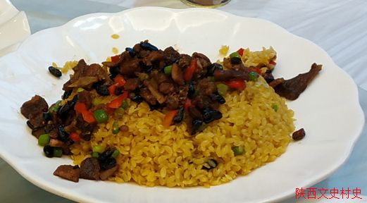 �崨��ɫ��ʳ